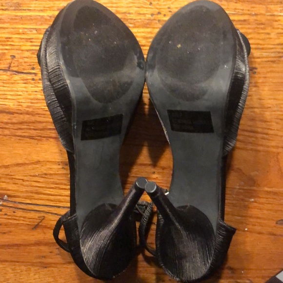 Qupid Black Open Toe Heels with Bow and Gem Detail - Picture 5 of 5